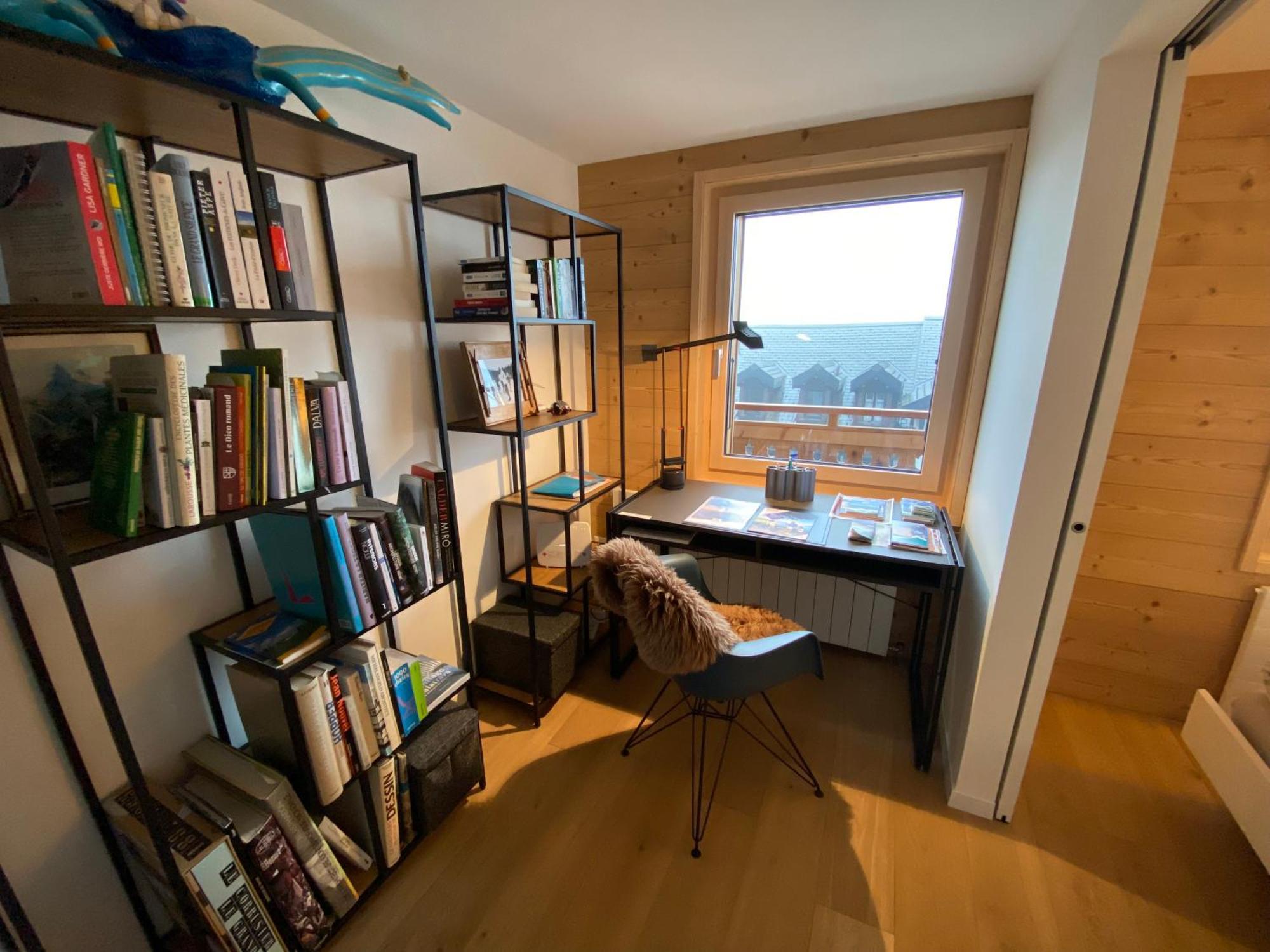 Appartement L'adret, 3,5 Pieces Dans Les Combles. *